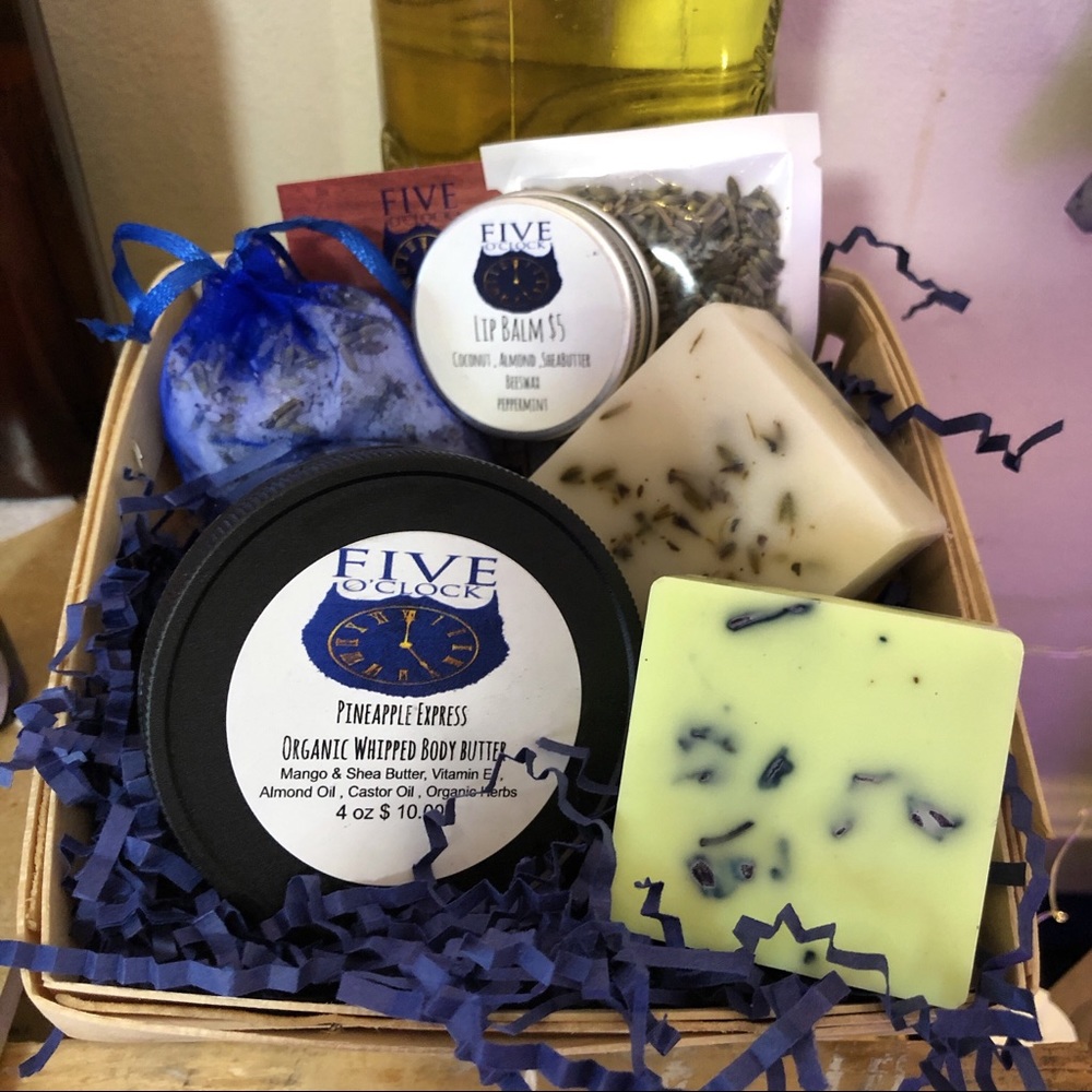 CEO OF FIVEOCLOCKCO Randy - Picture 8 of 8